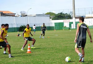 Jogadores da Cabofriense se preparam para a Série D (Foto: Andreia Maciel/Divulgação)