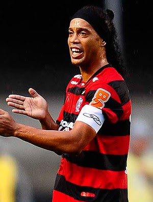 ronaldinho gaúcho são paulo x flamengo (Foto: Marcos Ribolli/GLOBOESPORTE.COM) ronaldinho gaúcho são paulo x flamengo (Foto: Marcos Ribolli/GLOBOESPORTE.COM)