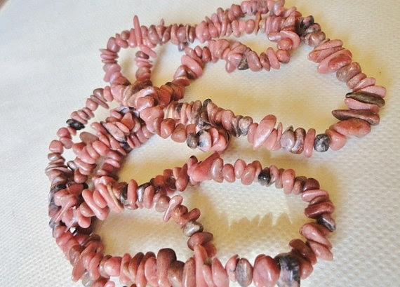 http://www.pinterest.com/pin/284008320222388726/ Shell Chip Beads Dark Pink Salmon Color Bead by VikisVarietyCraft, $9.50