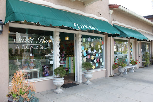 Sweet Pea Florist, 5918 Naples Plaza, Long Beach, CA 90803, USA, 