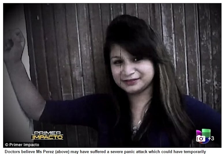 Um vídeo publicado na internet mostra o momento em que a
família de Perez quebra o túmulo onde a jovem de 16 anos de idade havia sido
enterrada
