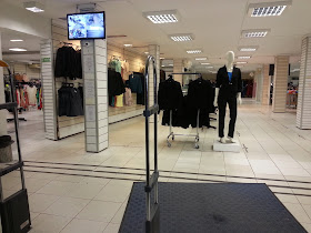 Outlet By Maison K