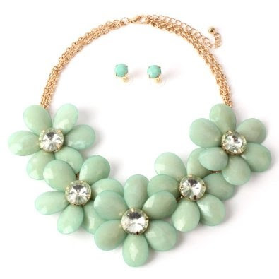 Amazon.com: New Stone Flowers Statement Necklace Set, Mint Color: Jewelry Amazon.com: New Stone Flowers Statement Necklace Set, Mint Color: Jewelry