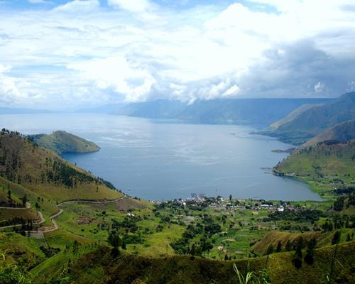 Danau Toba Keajaiban Wisata Alam yang Menakjubkan Danau Toba Keajaiban Wisata Alam yang Menakjubkan