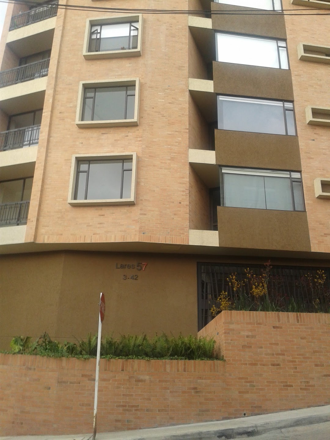 Edificio Lares 57