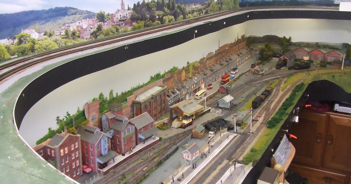 Laurences model train layout - Model railroad layouts 