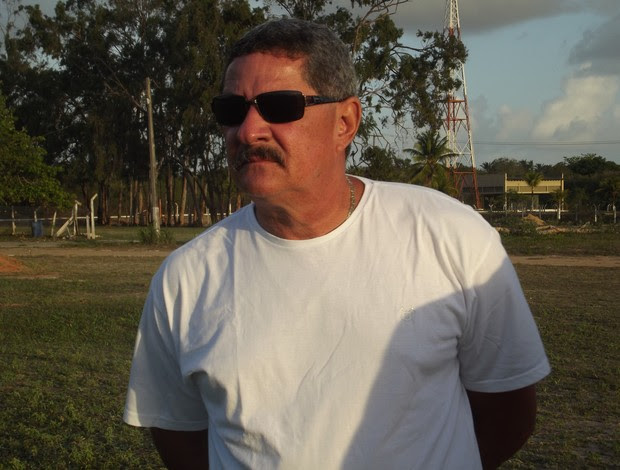 Pedrinho Albuquerque, técnico do Alecrim (Foto: Tiago Menezes)