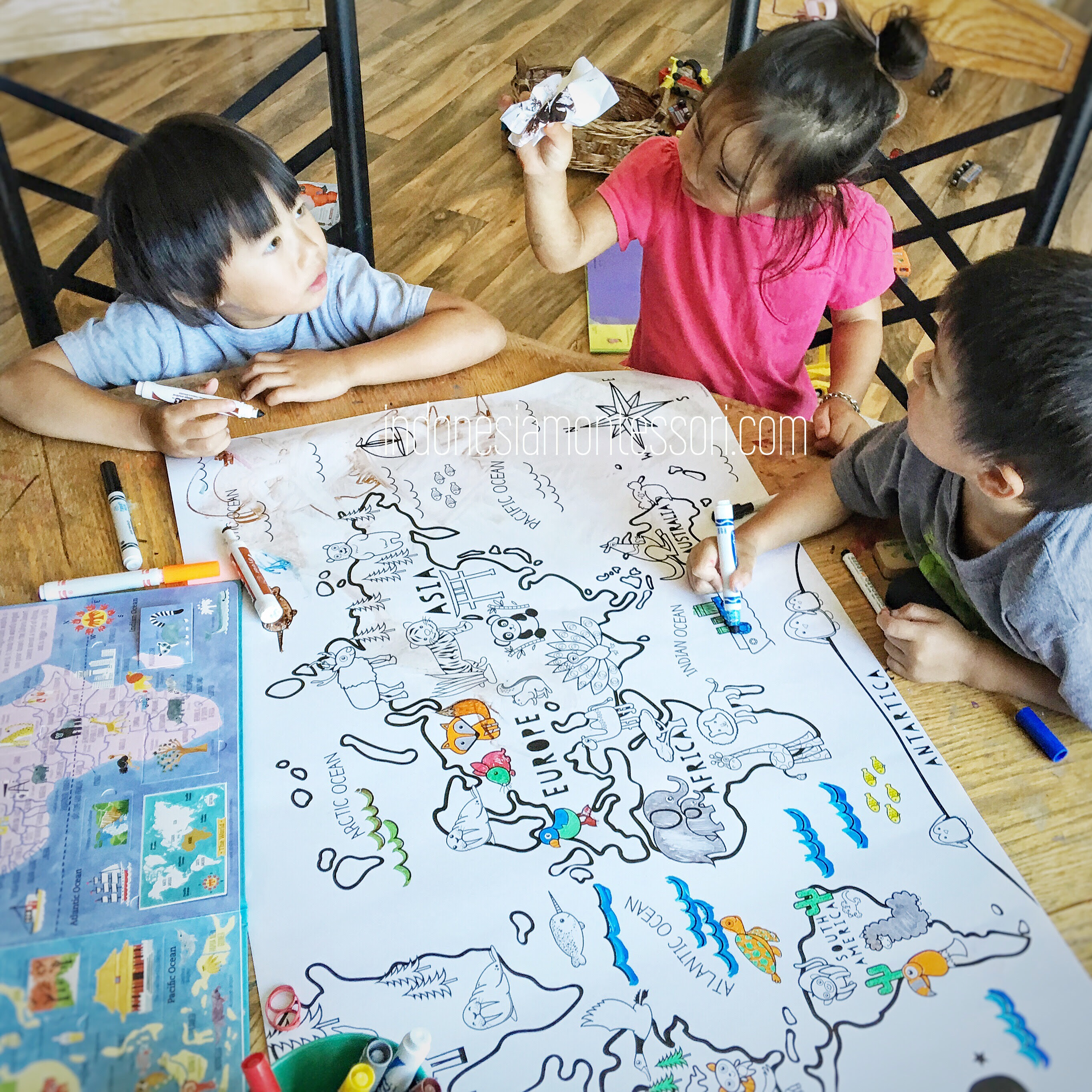 Yuk Mewarnai Benua Di Dunia Montessori Geography Inspired Activity