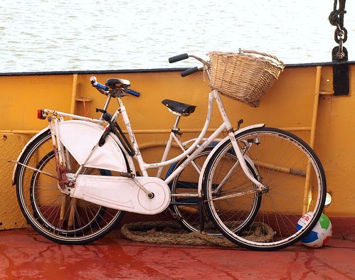 Dutchbike on houseboat