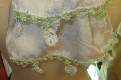 oya rose lace