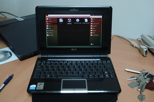 Asus Eee 904HD con Ubuntu-eee 8.04.1
