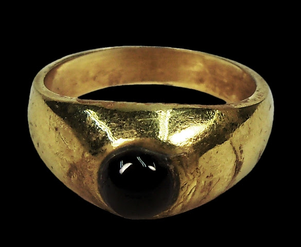 Artifacts mayan gold Treasure and