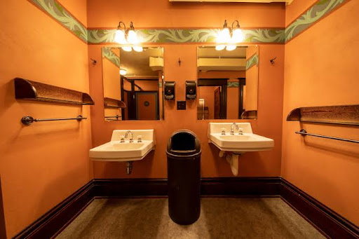 Hotel «McMenamins Hotel Oregon», reviews and photos, 310 NE Evans St, McMinnville, OR 97128, USA