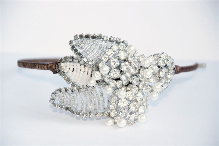 Credit Connie and Dolly vintage bridal headband