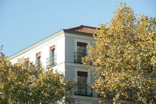 60 Balconies Urban Stay