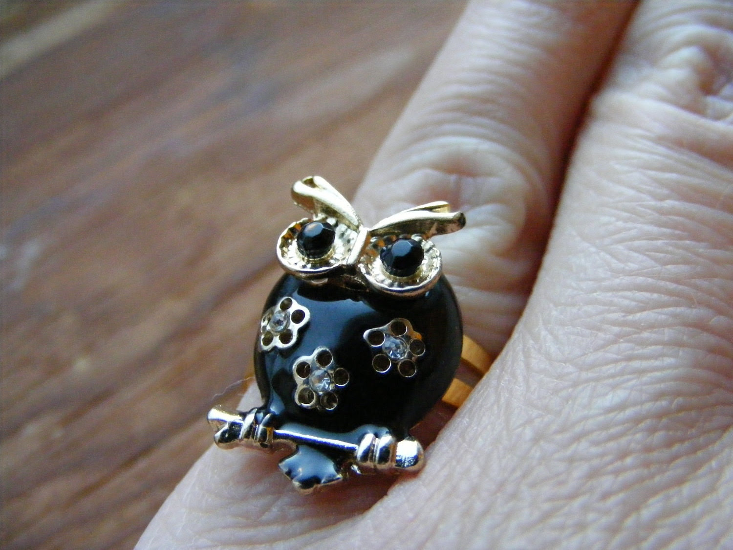 Ring Owl Black and Gold