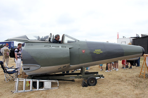XF113