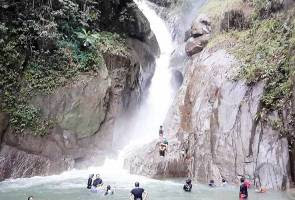 14 terperangkap insiden kepala air di Sungai Chiling - Bomba