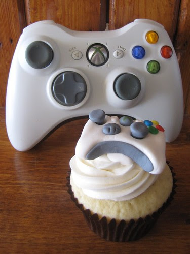 XBOX 360 Controller Cupcake