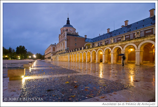 Anochecer en el Palacio de Aranjuez