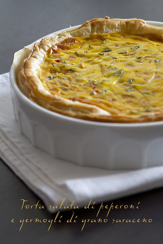 Torta salata con germogli
