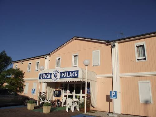 Hotel Quick Palace à Saint-Saturnin