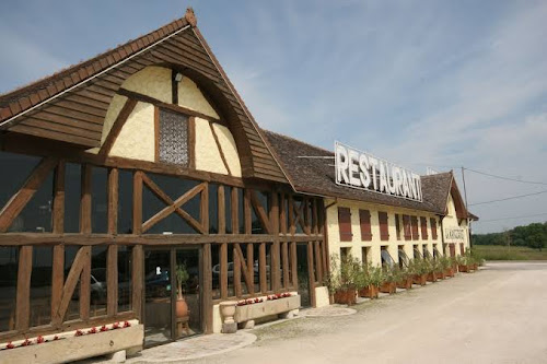 Logis Hôtel Relais Paris Bâle - Restaurant La Mangeoire à Montiéramey