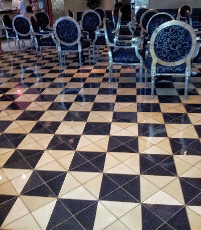 Checkerboard  Layouts use tiles in two alternating colors.