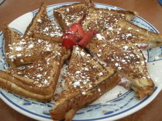 Chocolate and Strawberry Stuffed French toast2