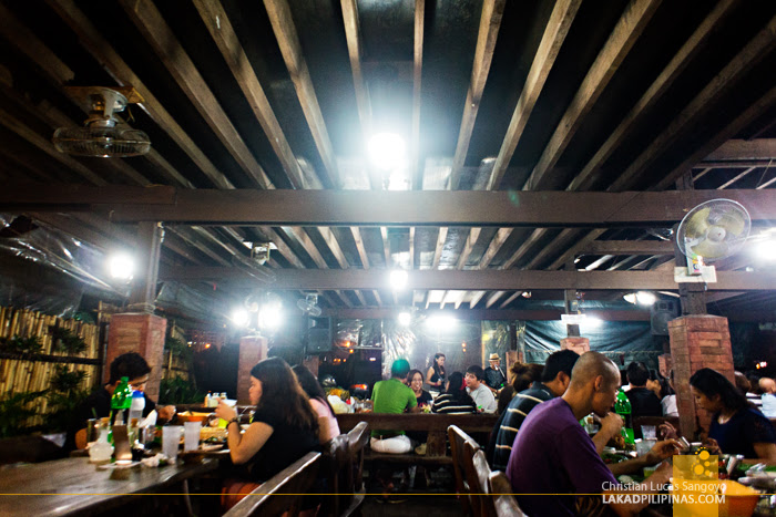 Al Fresco Dining at Aling Tonya's Seafood Dampa in Macapagal