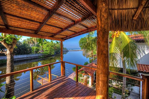 Boca Olas Resort & Villas