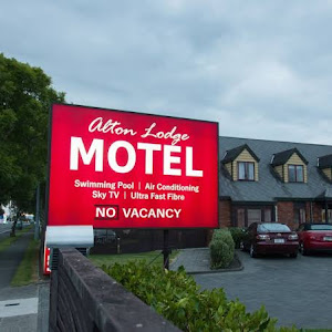 Alton Lodge Motel