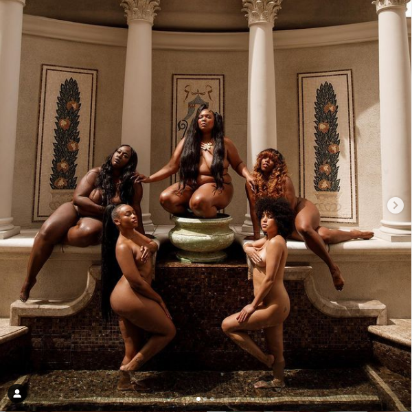 Lizzo poses completely nude with her besties in new photos