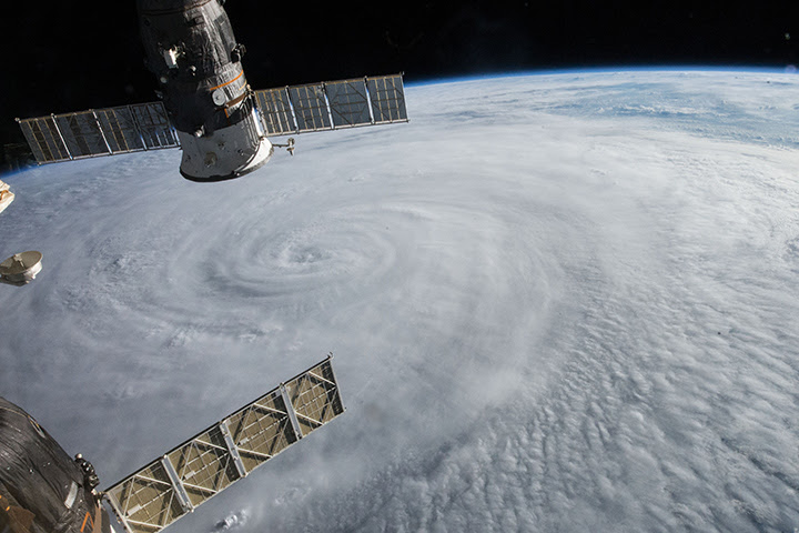 Typhoon Soudelor Seen from the ISS