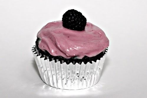 Blackberry Chocolate Cupcakes