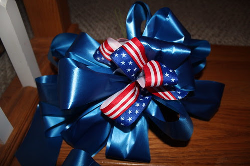 Mailbox bows