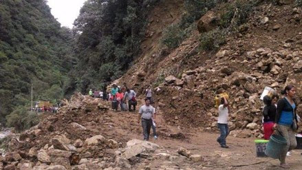 Resultado de imagen para Caída De Huaicos Bloquean Vías En Junín, Huánuco Y Ayacucho