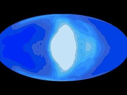 Ilustração mostra uma simulada cobertura de nuvens (em branco) sobre um planeta (azul) orbitando uma estrela anã-vermelha: condições podem ajudar sistema a abrigar vida ao gerar calor Foto: Jun Yang / Divulgação