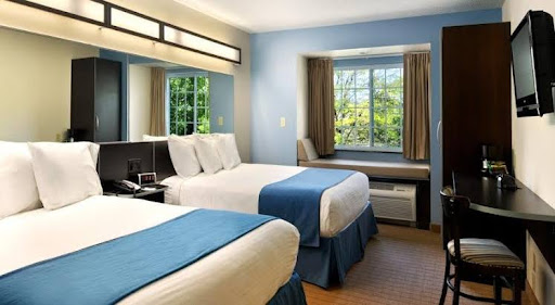 Microtel Inn & Suites by Wyndham Bath image 2