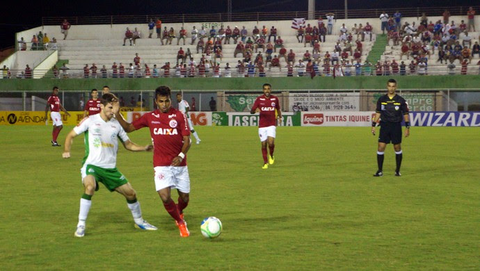 América-RN x Luverdense, no Estádio Nazarenão (Foto: Augusto Gomes/GloboEsporte.com)