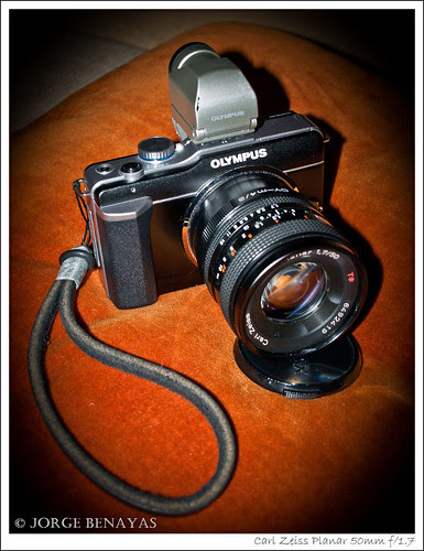Carl Zeiss Planar 50mm f/1.7