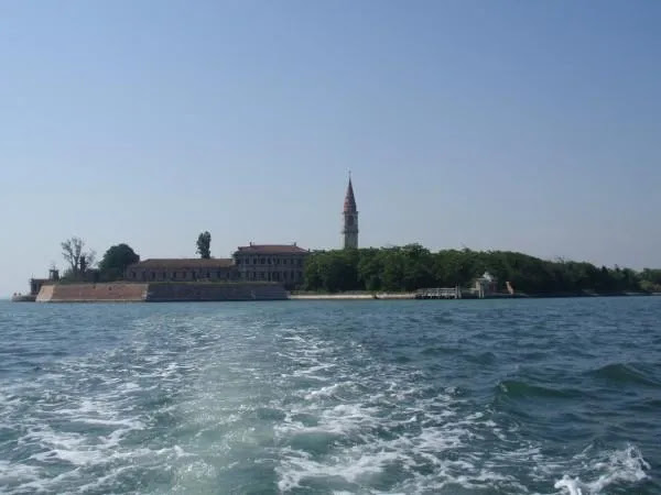 Pulau Poveglia, Italia Pulau Poveglia, Italia
