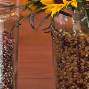 Garden Matter apothecary-jars-floral-centerpiece-snippet