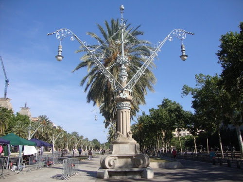 Барселона, Палмовата алея към Парка на Цитаделата