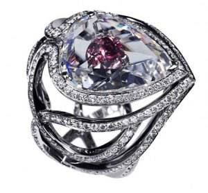 tahukah anda cincin tunangan paling mahal di dunia? ini dia.!