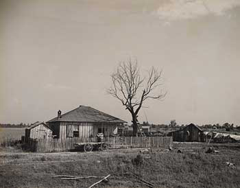 Walker Evans (1903-1975) Image from the series "Faulkner's Mississippi." Silver prints 1948 Walker Evans (1903-1975) Image from the series "Faulkner's Mississippi." Silver prints 1948