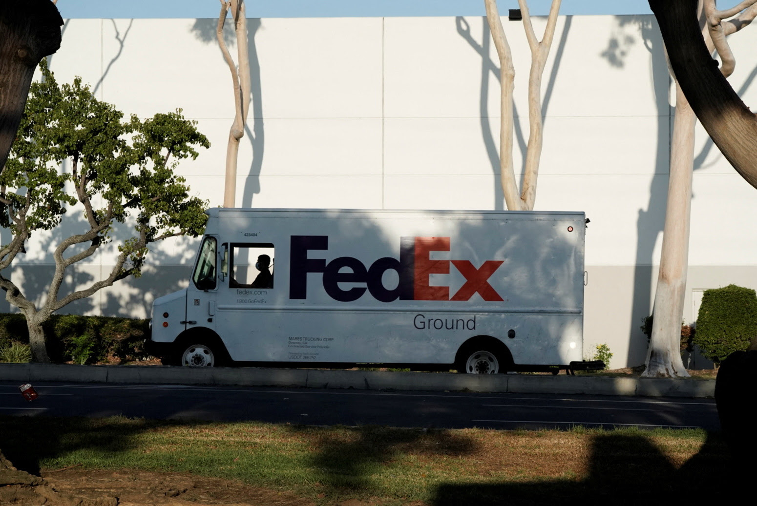 FedEx needs to deliver on cost-cut plan as investor patience wanes, analysts say