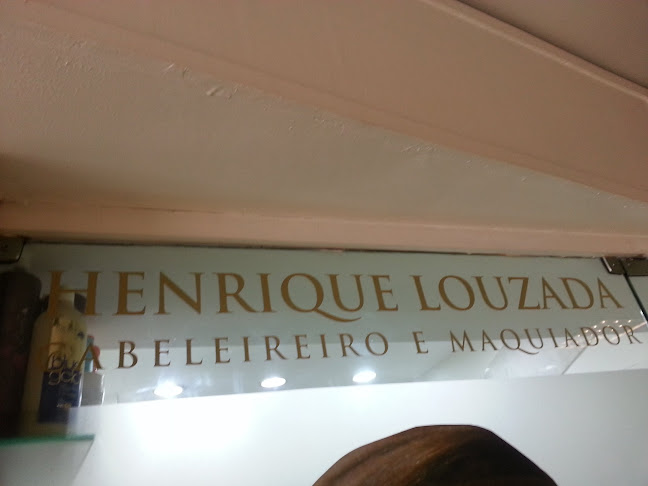 Henrique Louzada Cabeleireiro e Maquiador - Salão de Beleza