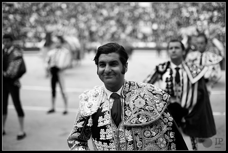 Morante-de-la-Puebla-sonrisa-1