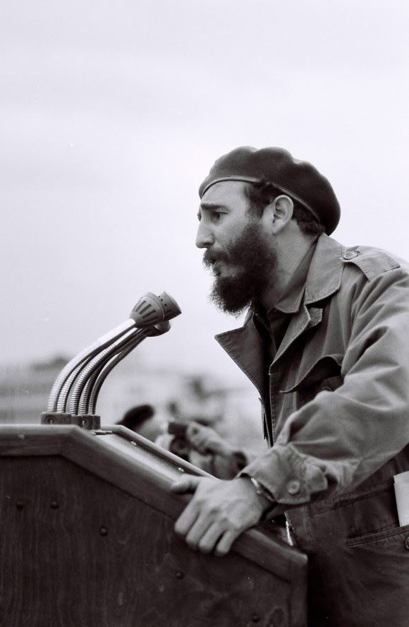 Fidel, durante el discurso Fidel, durante el discurso